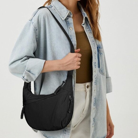 Nylon Crescent Crossbody Bag for Women Lightweight Multi-Pocket Casual - Picture 3 of 6